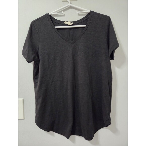 Urban Diction Black V Neck Women's T-Shirt, Large - Picture 1 of 5